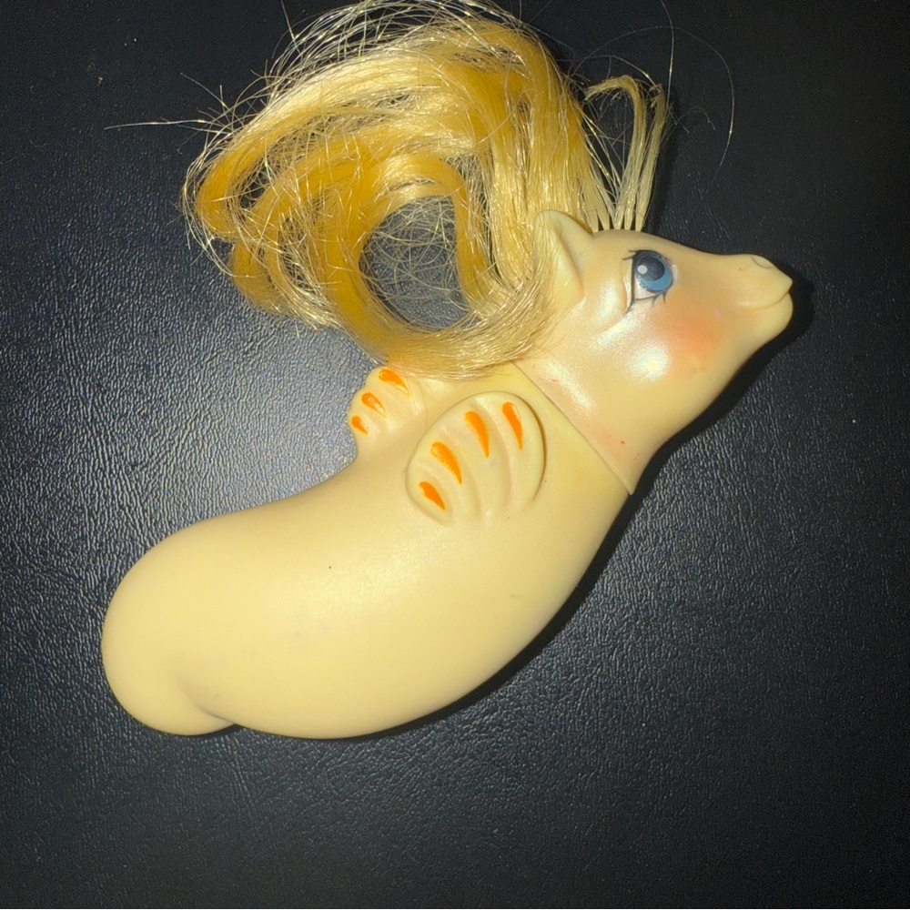 Vintage My Little Pony G1 Sun Shower Baby Sea Pony, also known as Sun Twist